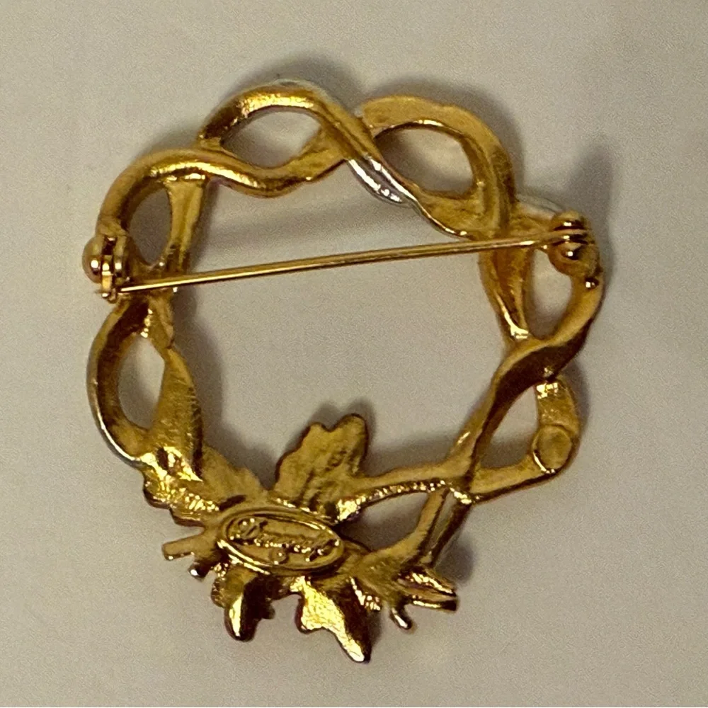 DANECRAFT BROOCH SILVER GOLD WREATH PINK LEAVES VINTAGE SIGNED